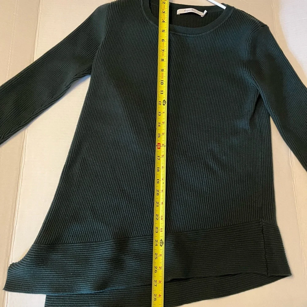 Harper Lane Green long sleeve Sweater